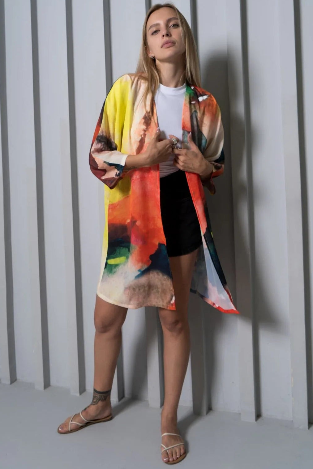 Enigma Abstract Print Multicolor Short Kimono