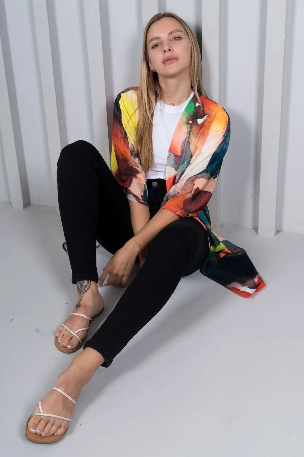 Enigma Abstract Print Multicolor Short Kimono