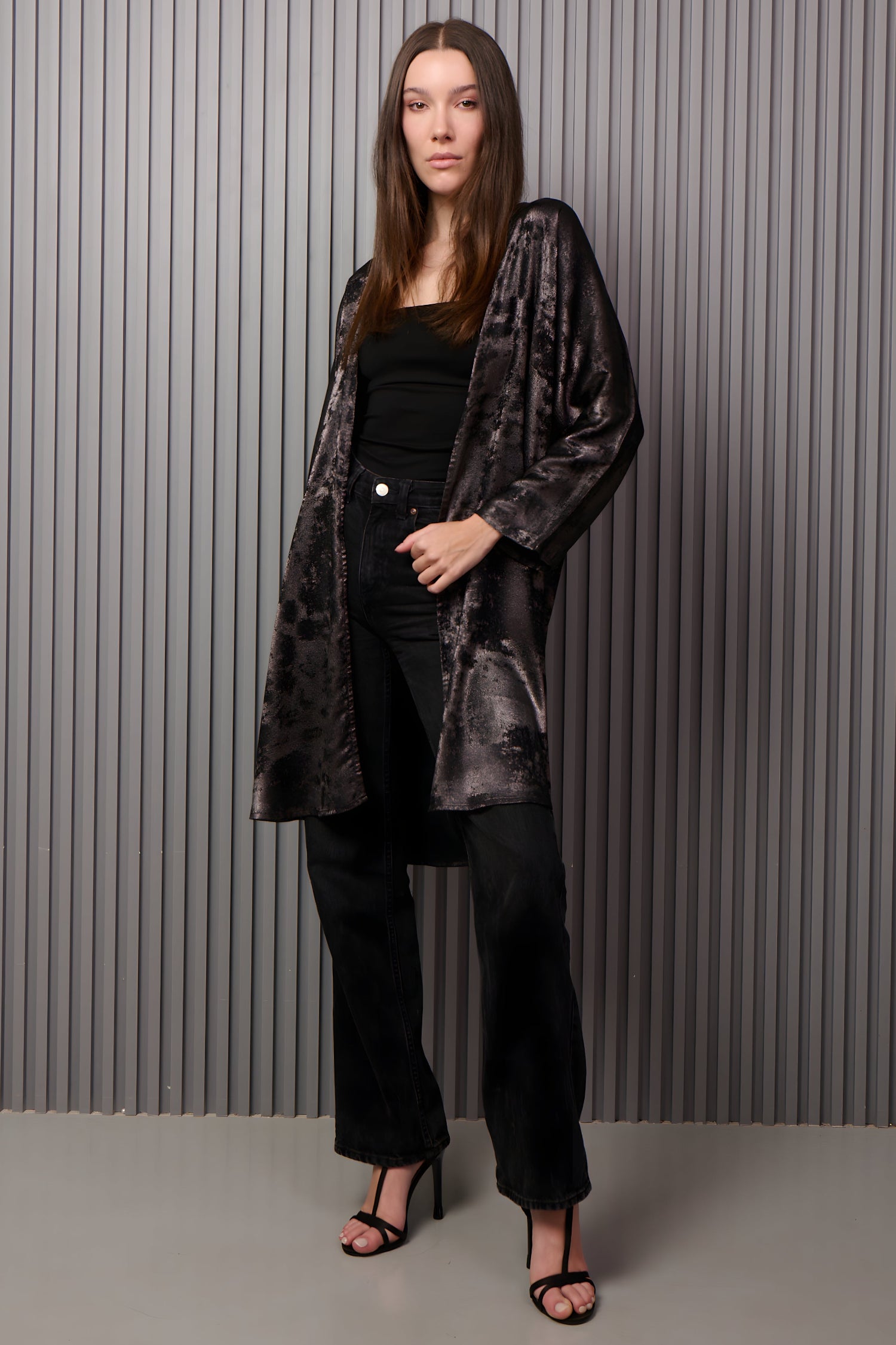 Shadow of Sequin Shimmer Black Short Kimono