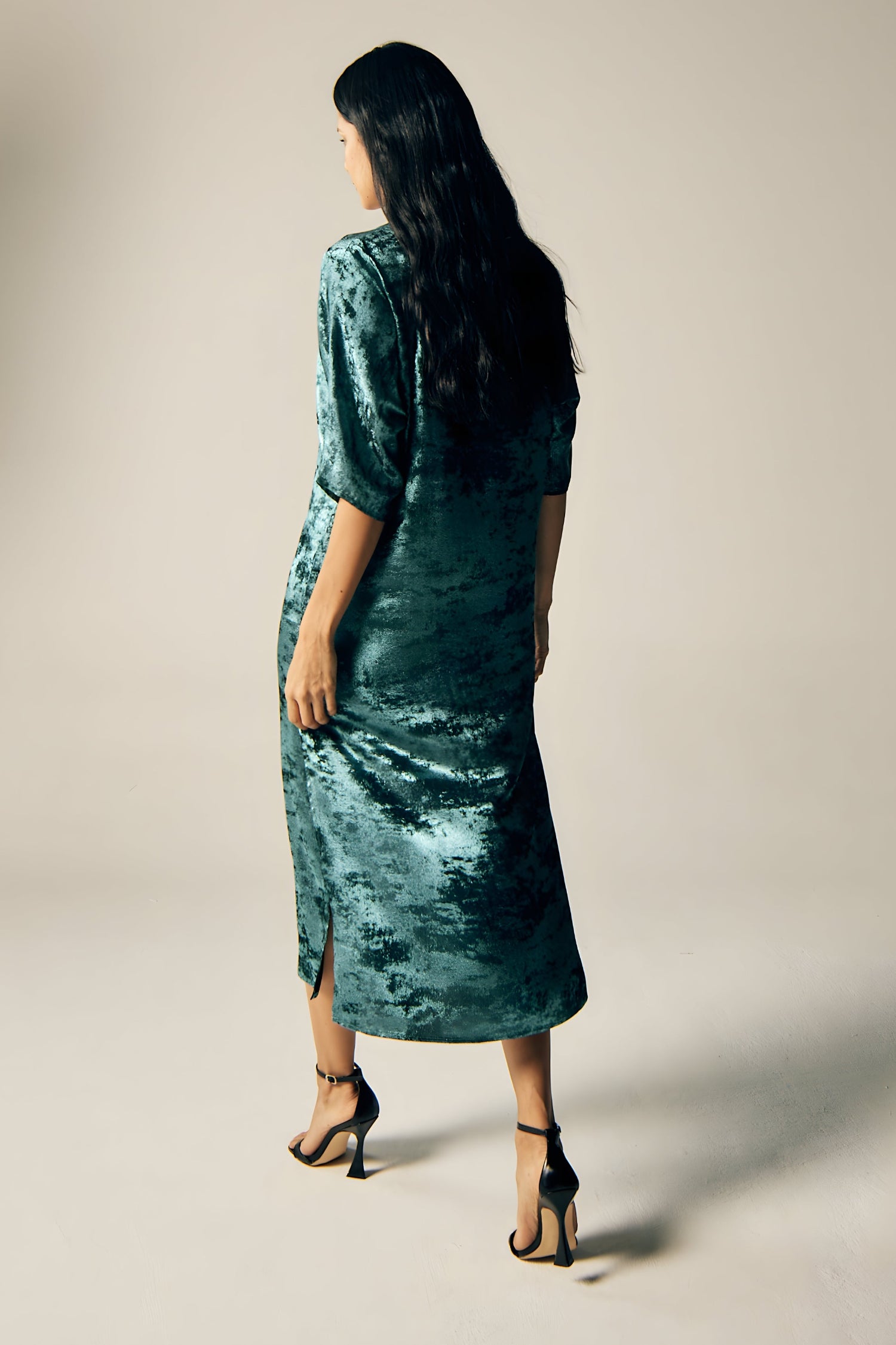 Shadow of Sequin Shimmer Blue Long Kaftan with Side Slit 