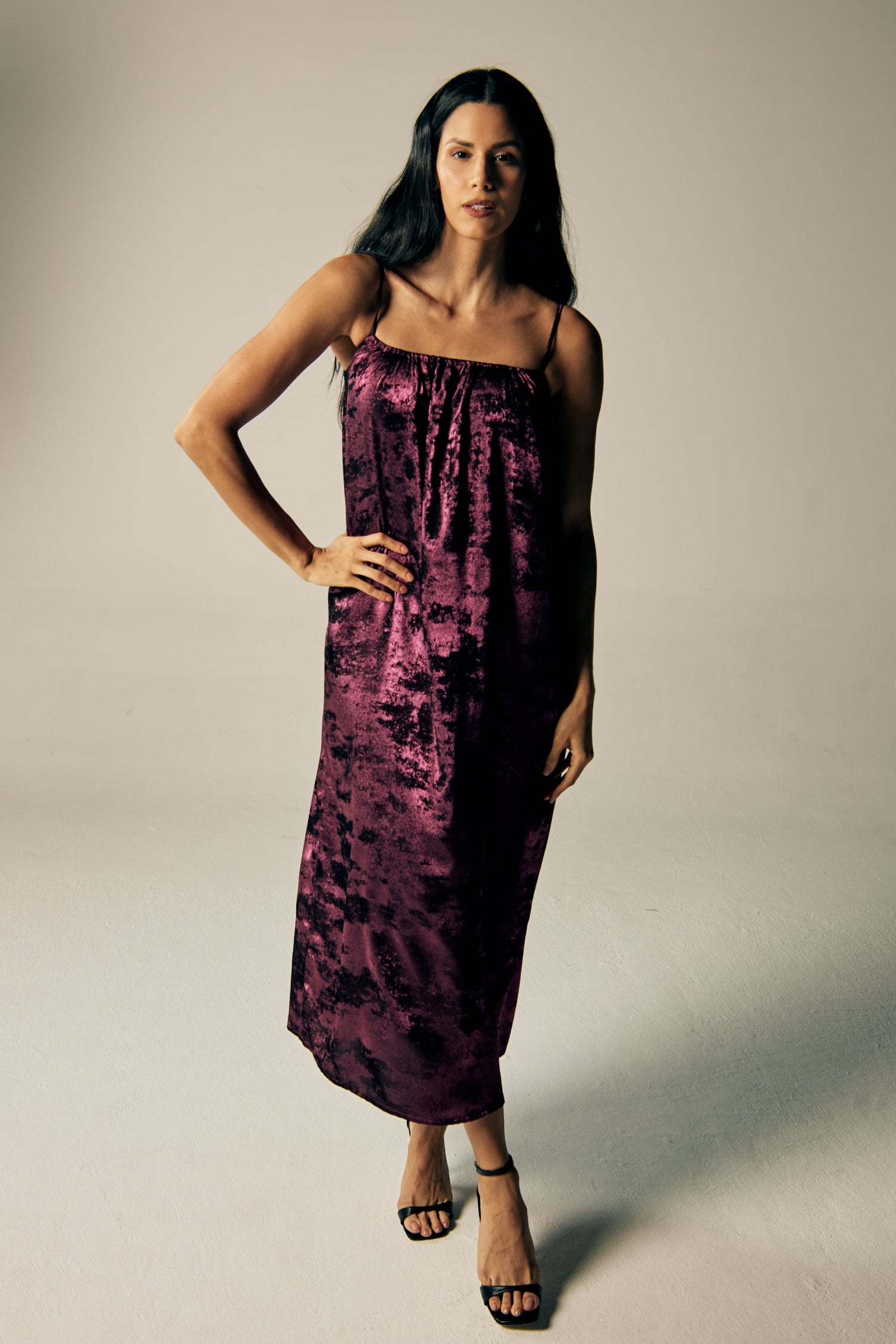 fitted lace wedding dress Shadow of Sequin Shimmer Magenta Purple Maxi Dress