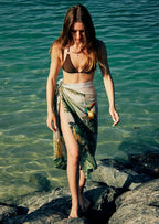 Wild Wings Bird In The Jungle Sarong