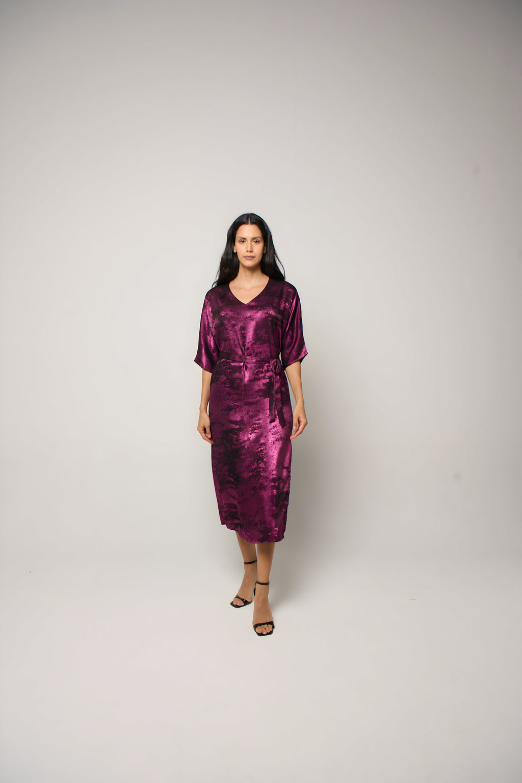 Shadow of Sequin Shimmer Magenta Purple Long Kaftan with Side Slit