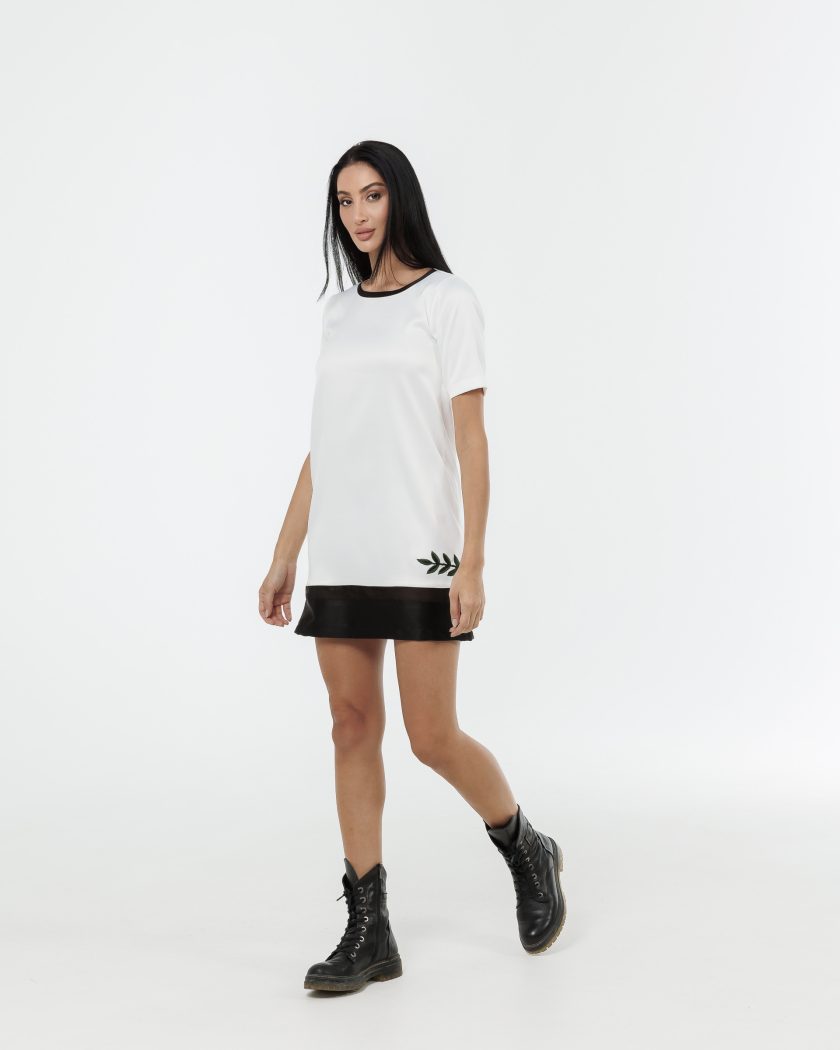Pristine Mini Dress With Embroidery Detail - Image 3