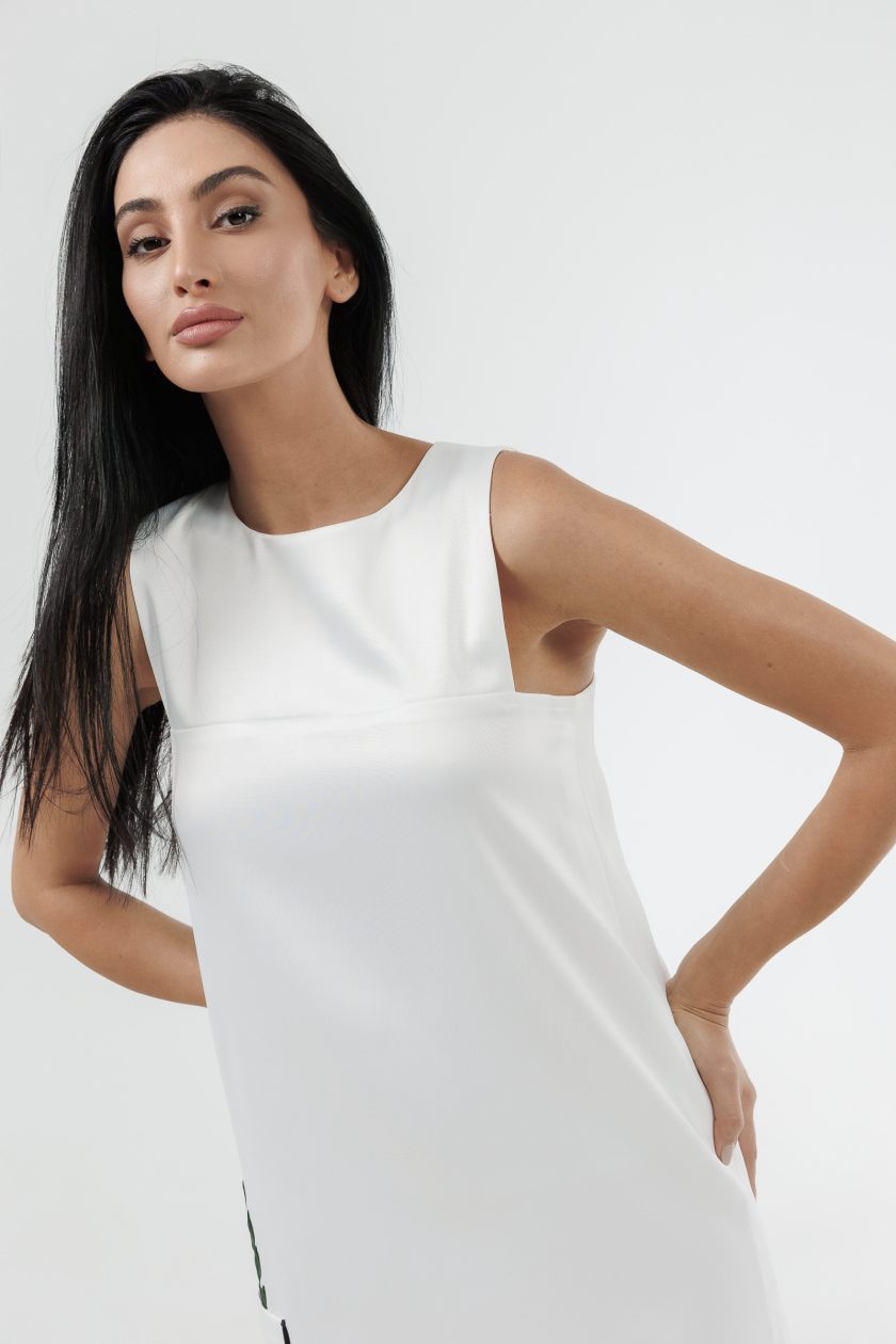 Pristine Sleevless Shift Dress With Embroidery Detail On Pocket-1